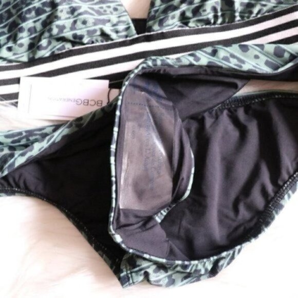 NWT BCBGeneration Leopard Print Bikini Set Size Medium Green Bathing Suit - Picture 5 of 8